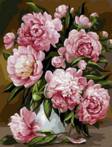 Букет нежных пионов в белой вазе