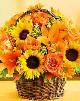Корзина солнечных цветов